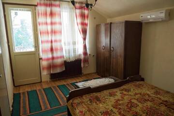 Фото номера Дом с 3 спальнями Гостевой дом Guest House Baba Hota г. Hotnitsa 7
